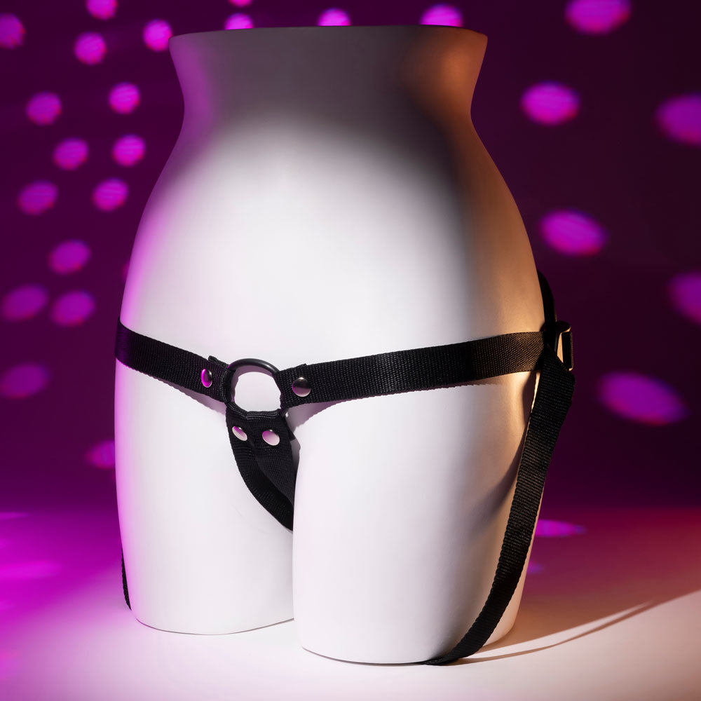 Evolved GIVING VIBES - Black 14.6 cm Vibrating Strap-On with Remote