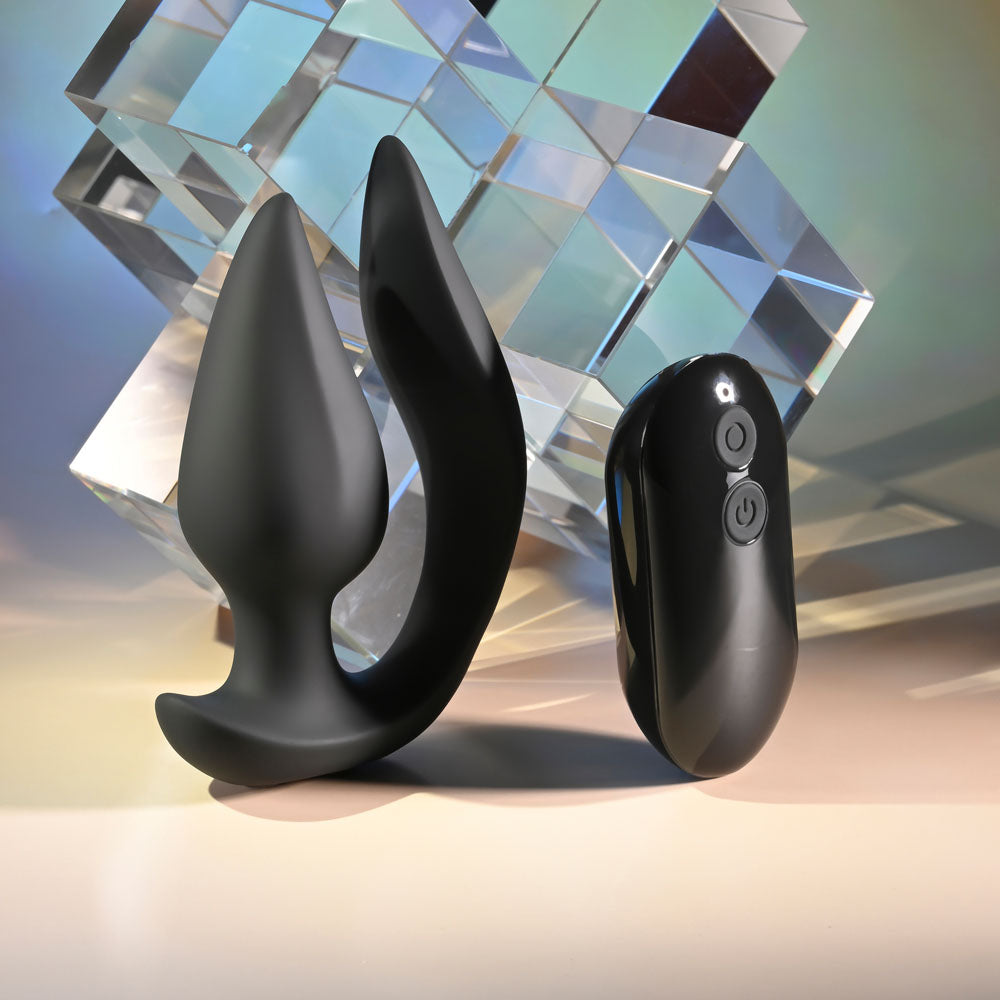 Evolved THE GENIE - Black 11.2 cm Vibrating Plug with Wireless Remote