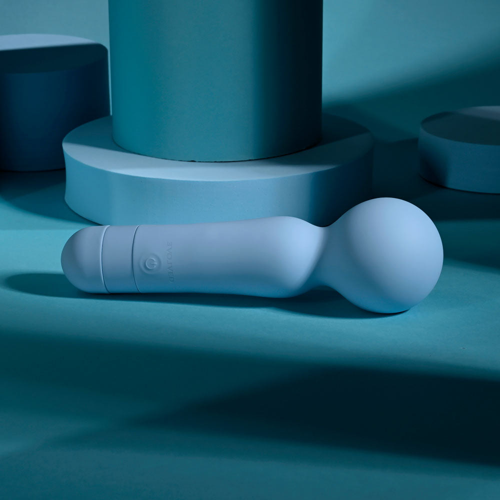 Evolved IRIS - Blue 18.3 cm USB Rechargeable Massage Wand — view 6