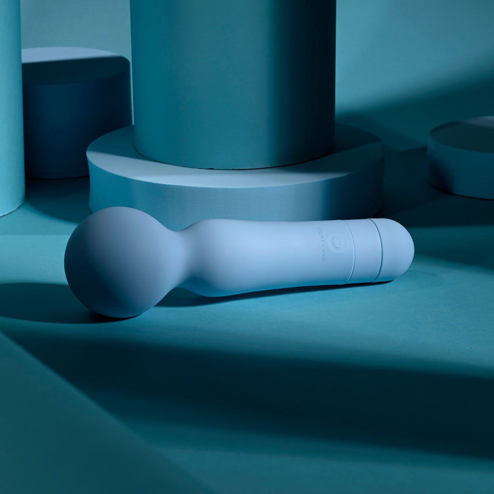 Evolved IRIS - Blue 18.3 cm USB Rechargeable Massage Wand — view 7