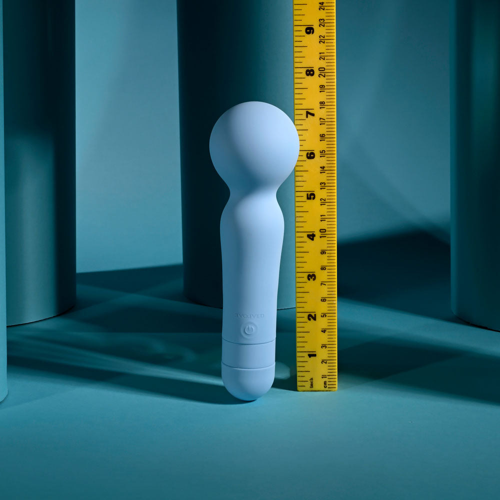 Evolved IRIS - Blue 18.3 cm USB Rechargeable Massage Wand — view 8