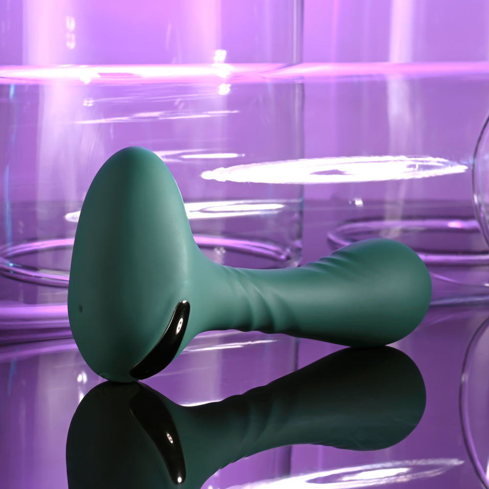 Gender X GOES ANYWHERE - Green 12.4 cm USB Rechargeable Vibrator — view 6