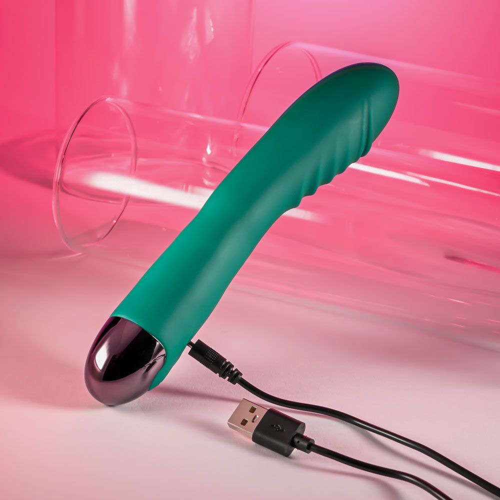 Gender X PIROUETTE - Green 20.6 cm USB Rechargeable Vibrator — view 9