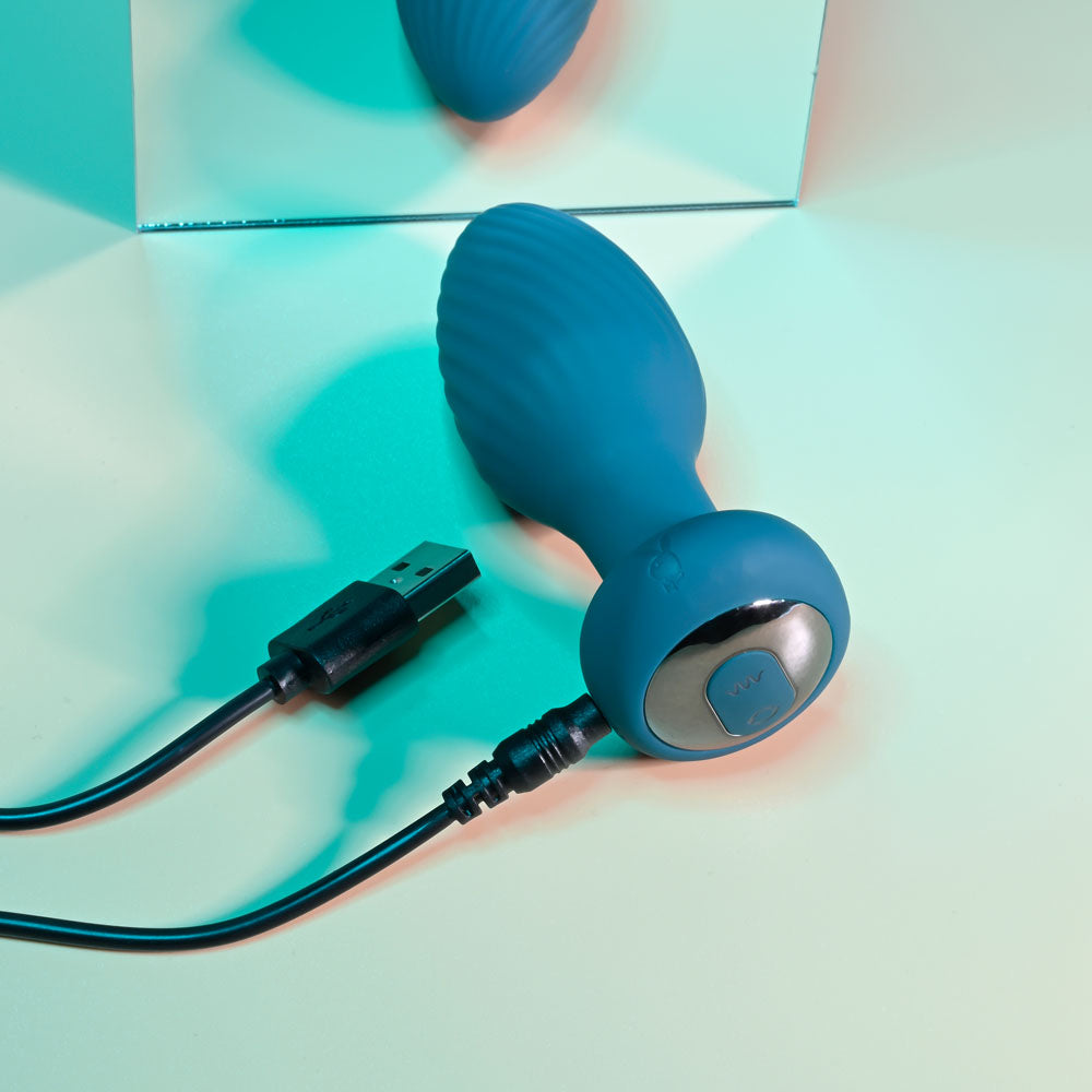 Playboy Pleasure SPINNING TAIL TEASER — view 7