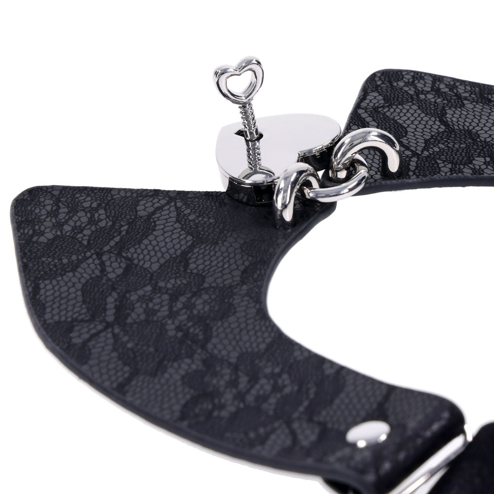 Sex & Mischief Heartbound Lace Day Collar - Black Submission Collar — image 8