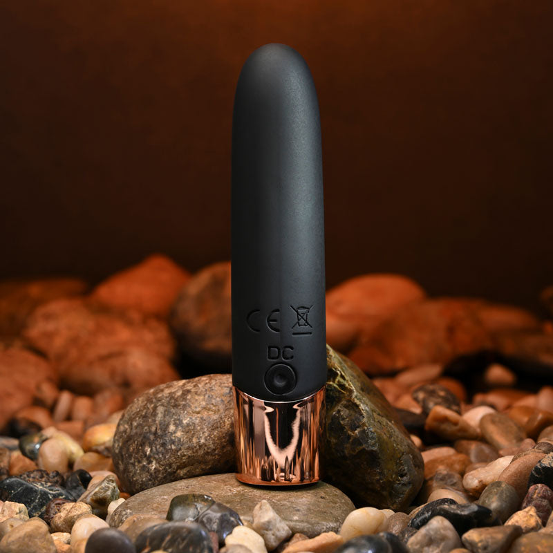 Gender X THE GOLD STANDARD - Black/Rose Gold 10 cm USB Rechargeable Bullet — image 5